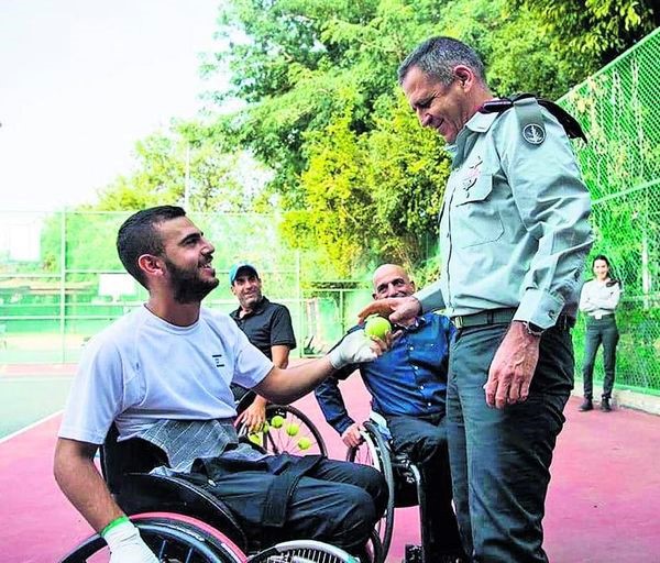 כשהלוחם חיות פגש ונפרד מהרמטכ"ל כוכבי...